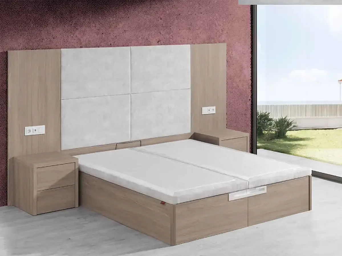Canapé abatible de madera en un dormitorio